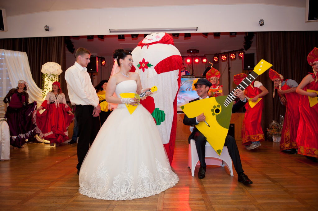 russische Tradition - Brautschuh verkaufen