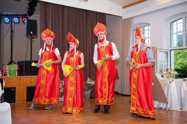 russische Tradition - Sarafan