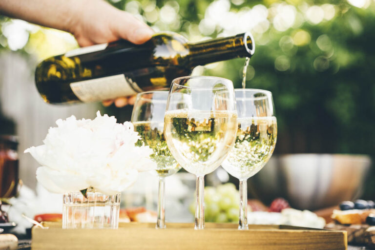 Weißwein für die Hochzeit